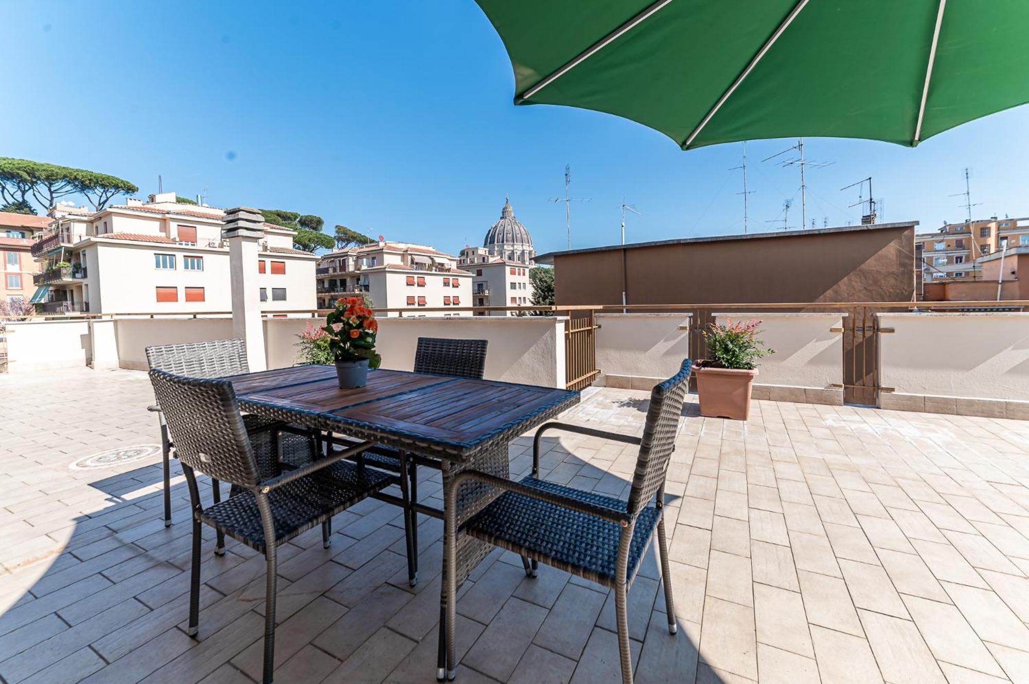 Consoli Penthouse - Terrace With A View On Saint Peter's *