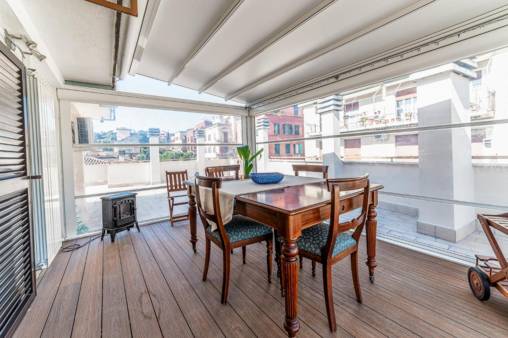 Consoli Penthouse - Terrace With A View On Saint Peter's * Rome